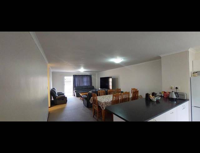 3 BEDROOM TOWNHOUSE FOR SALE IN TYGER VALLEY